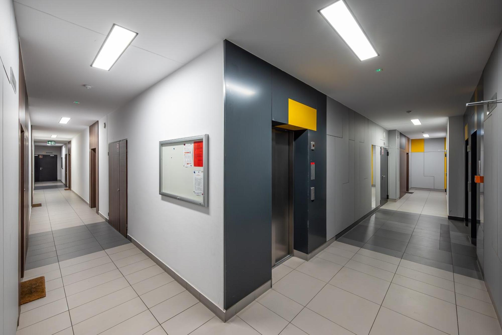 Metro Plocka Cosy Apartment Warsaw Luaran gambar